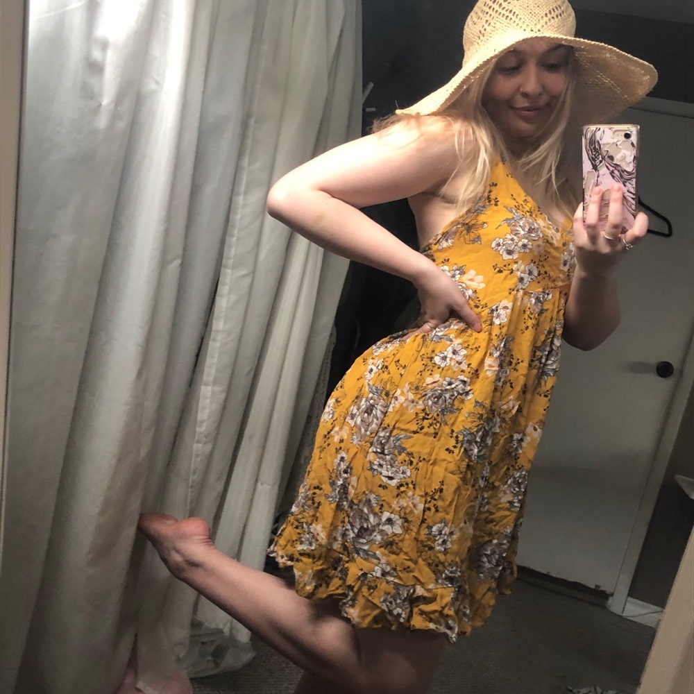 Yellow floral dress from Ardenes